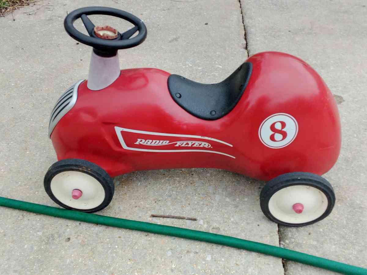 radio Flyer Metal Car
