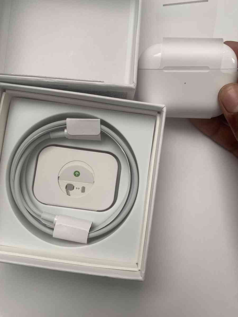 Apple AirPods Pro 2
