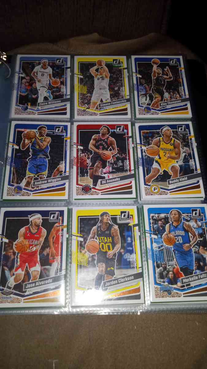 Assorted sports card lot