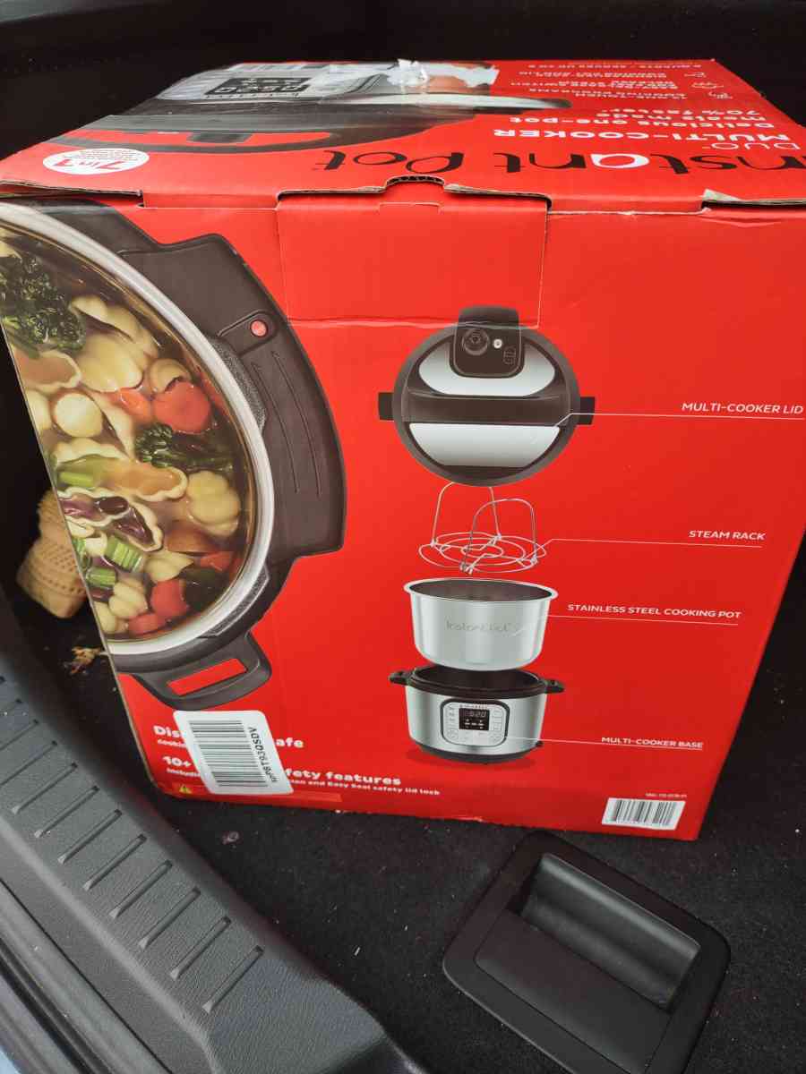 Insta Pot 7n1 Pressure Cooker
