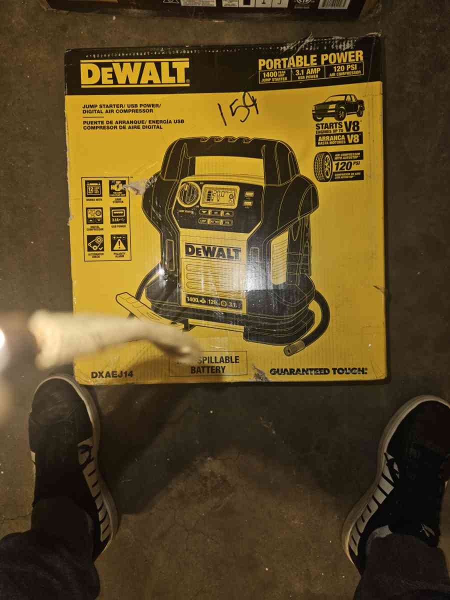 Dewalt portable power jump start with accessories