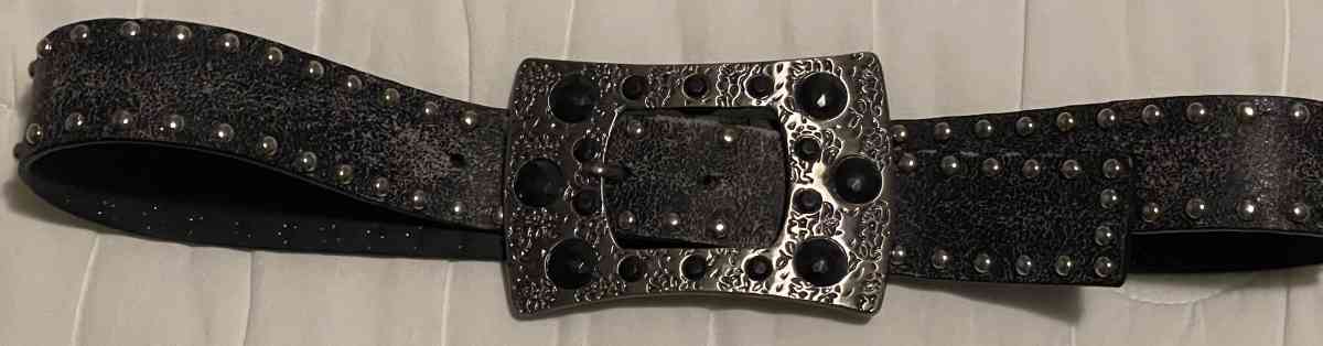 Buckle brand belt womens size small