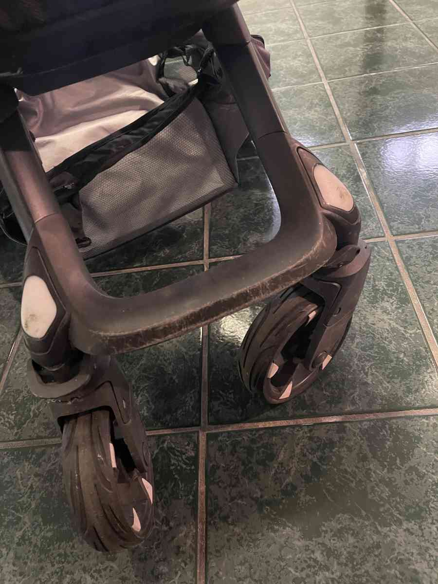 4 Moms moxi stroller