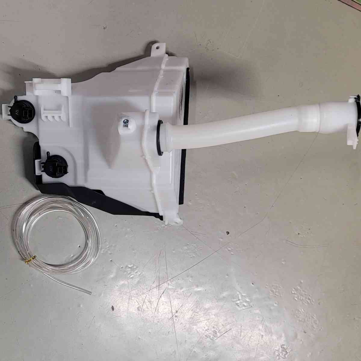 GOPARTS  for 2010  2015 Toyota 4runner Windshield Washer Flu