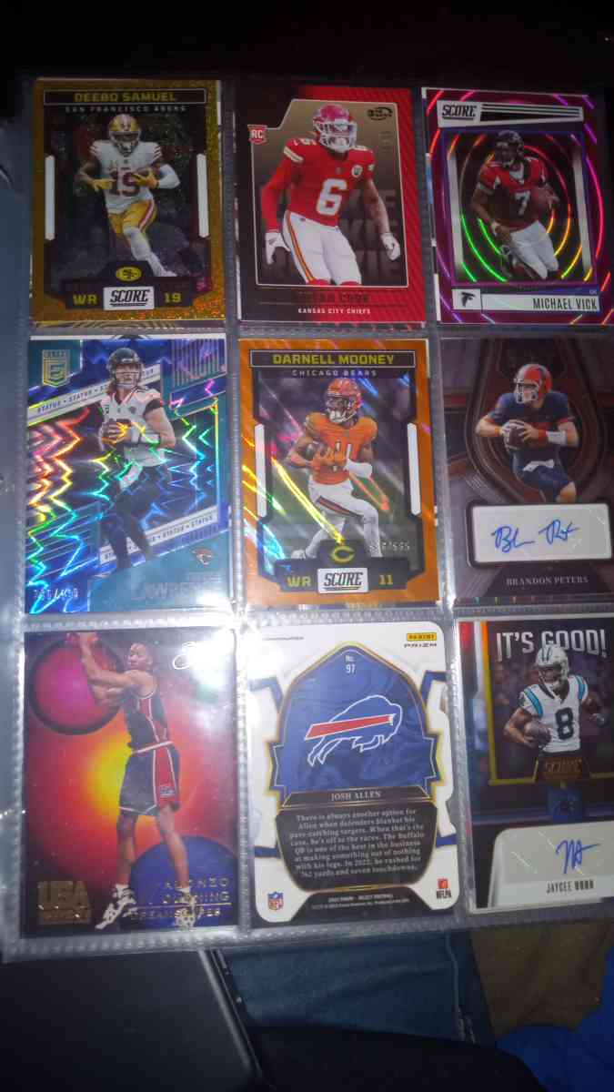 Assorted sports card lot