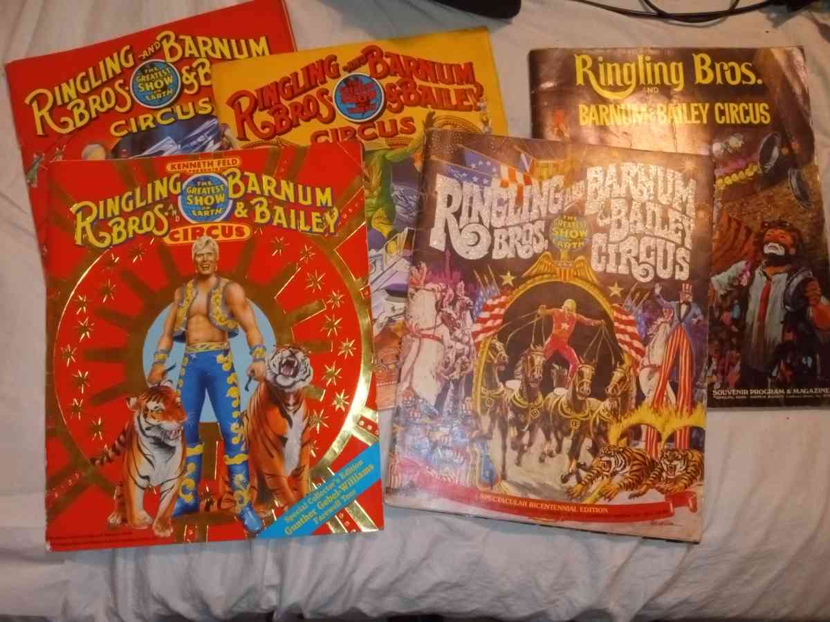 original 1970   Ringling bros  magazine