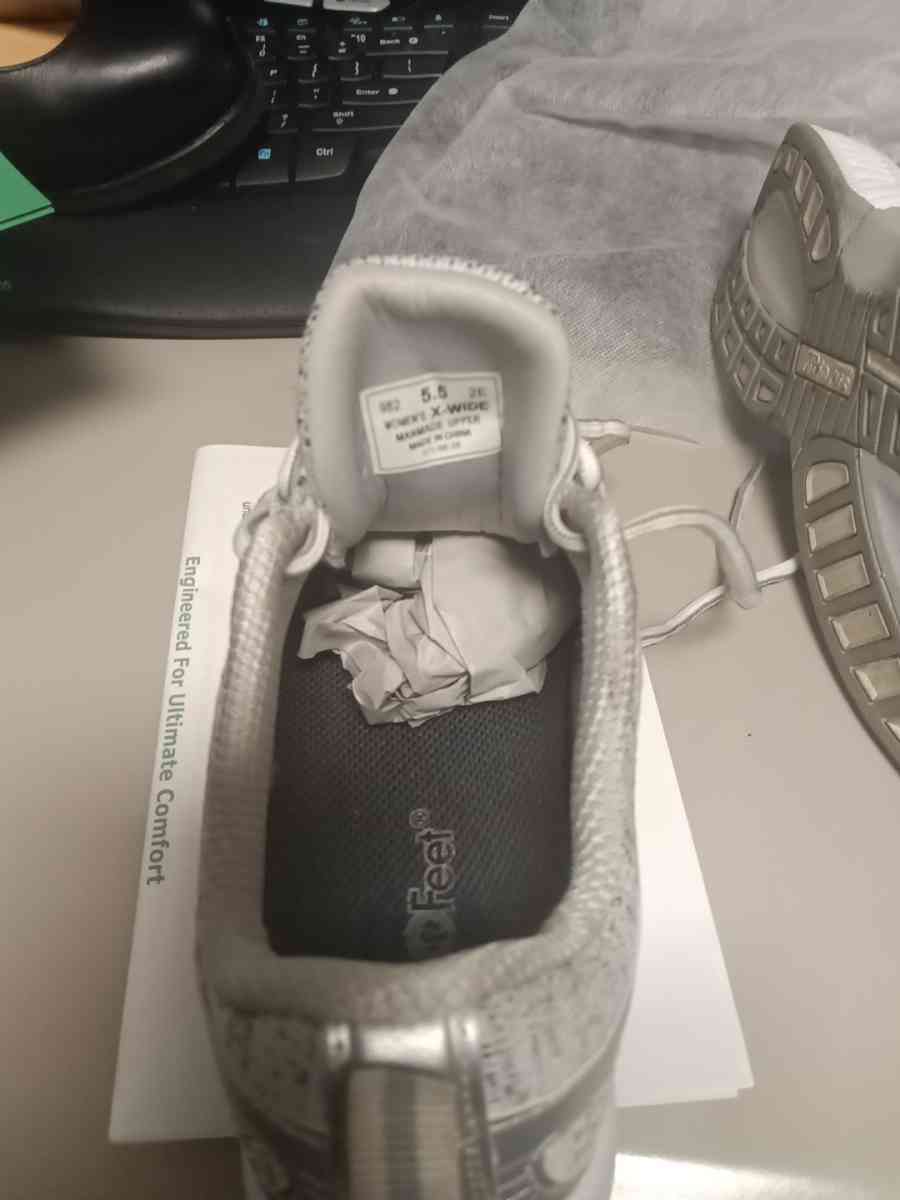 Ortho feet womens size 5 and a half extra wide