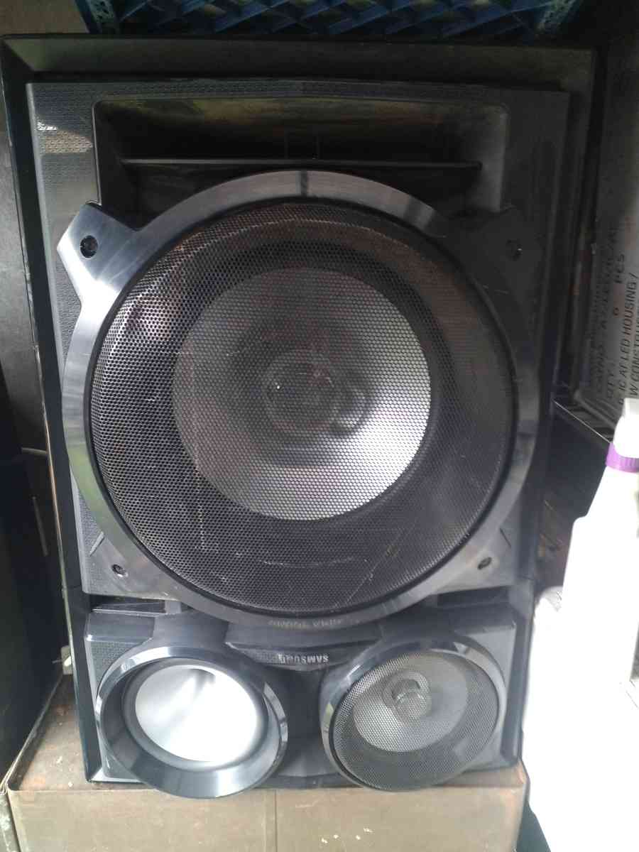 Samsung DJ Speakers