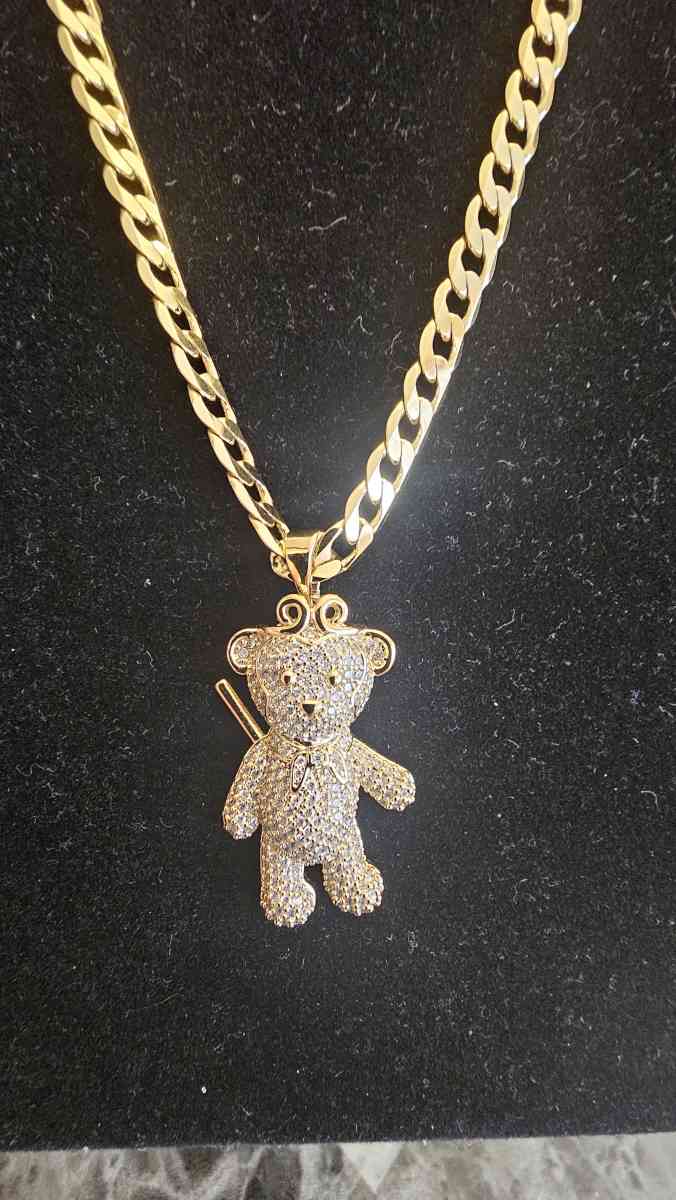 neckless with pedant 19 inch