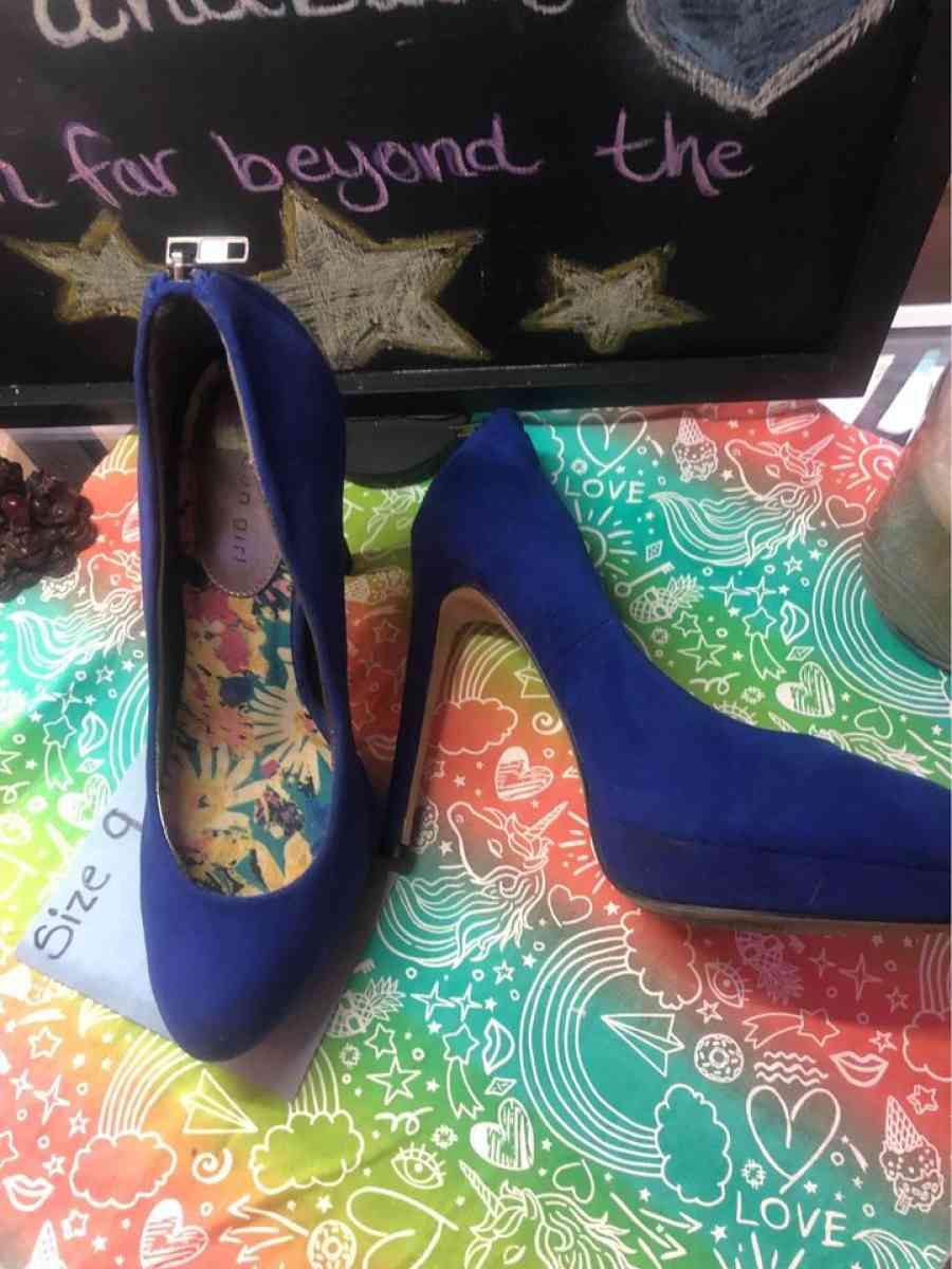 High Heels Size 9