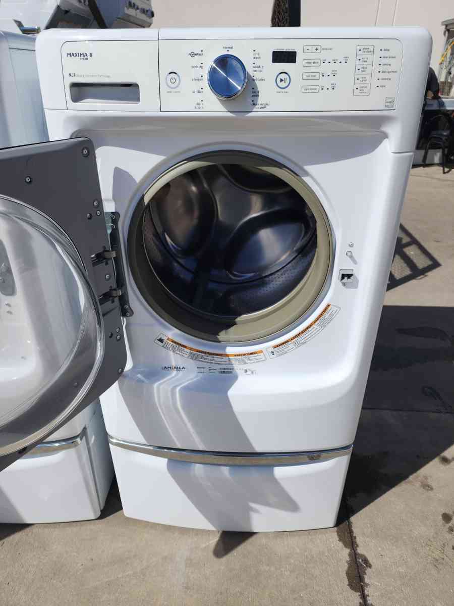 MAYTAG FRONTLOAD GAS SET