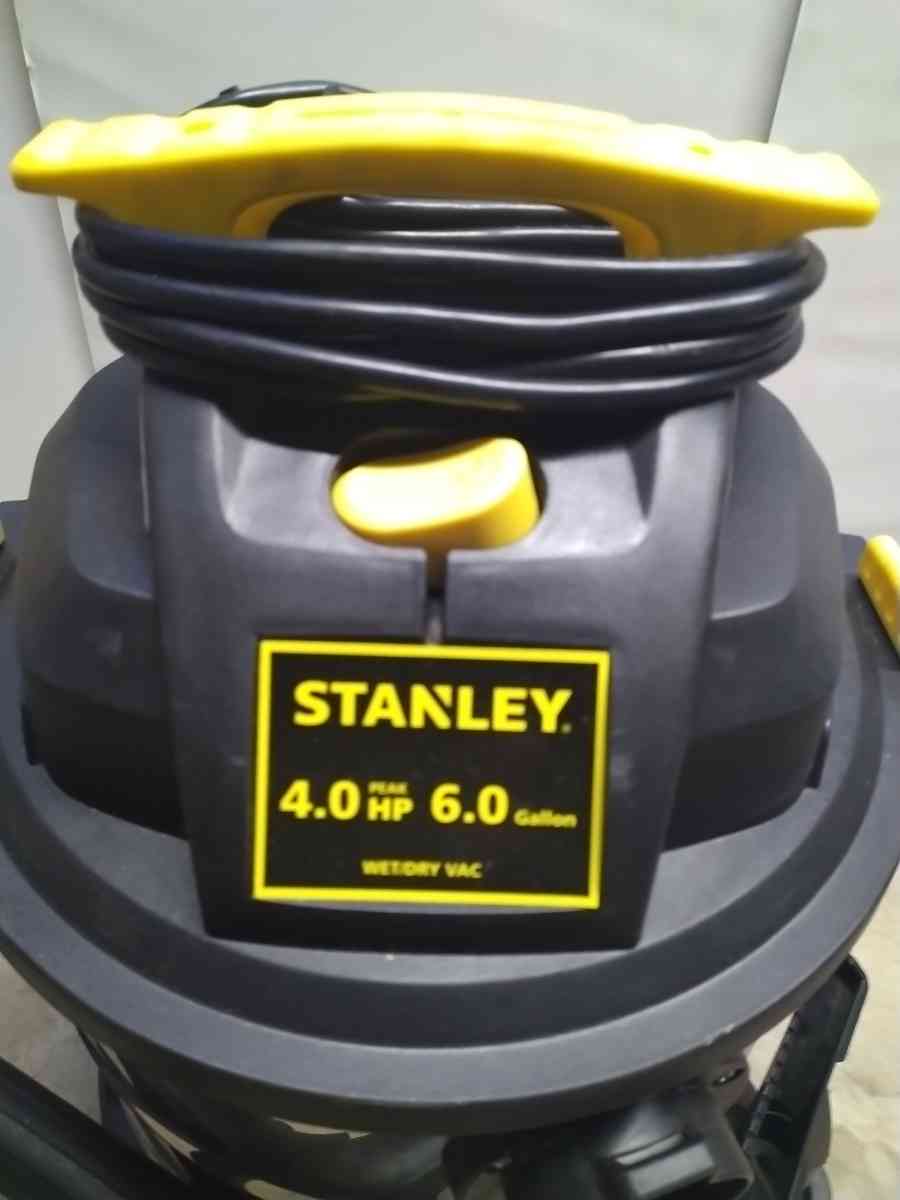 STANLEY 40 HP 6 GALLON
