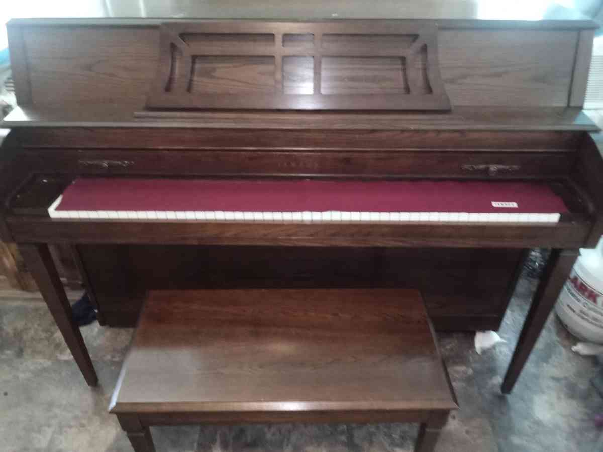 Yamaha Upright Piano