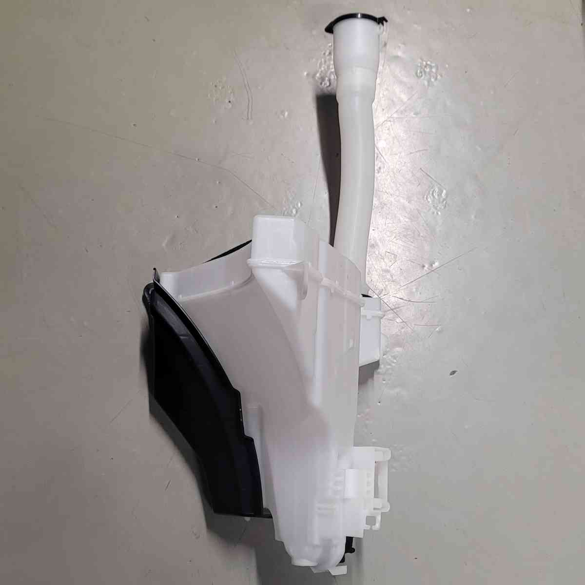 GOPARTS  for 2010  2015 Toyota 4runner Windshield Washer Flu