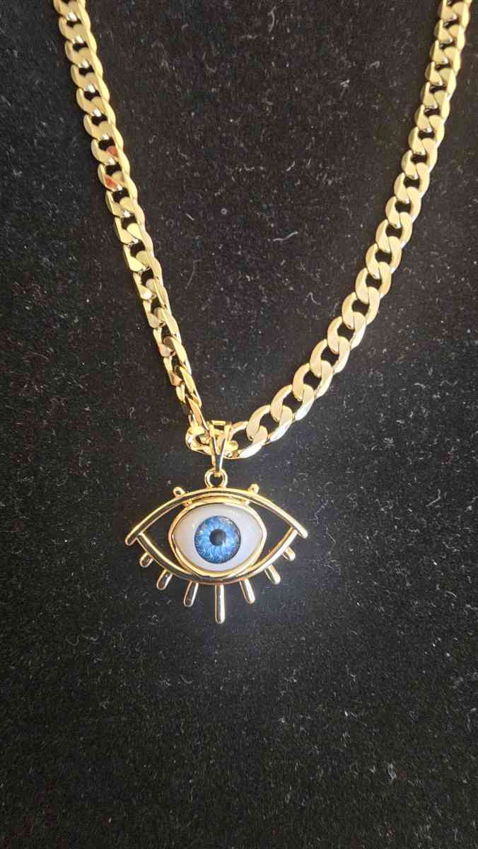 neckless with pedant 19 inch