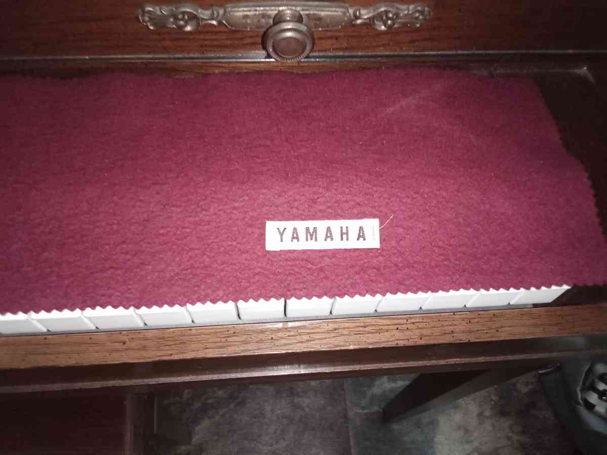 Yamaha Upright Piano
