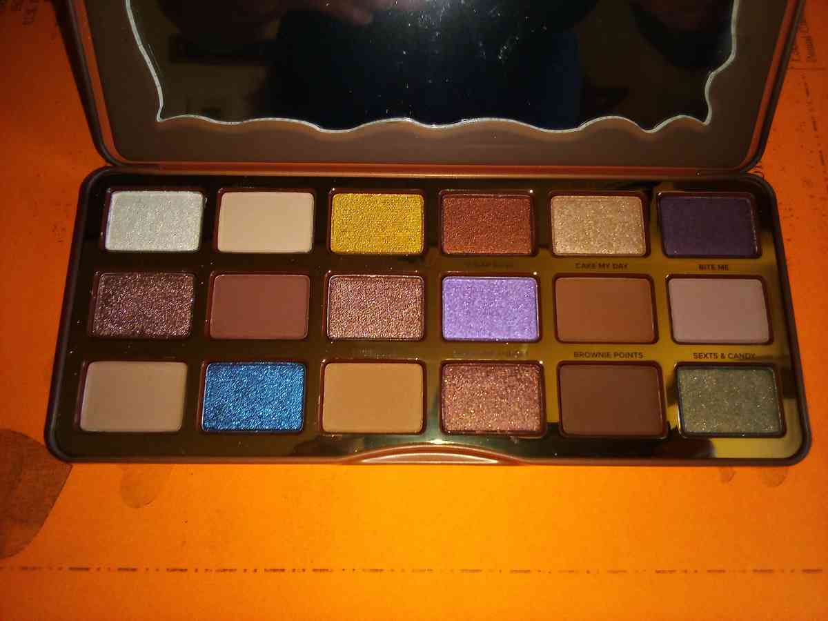 Too Faced better than chocolate palette