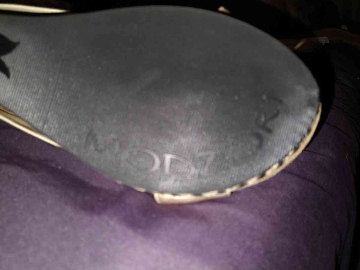 MODZORI REVERSIBLE WEDGE SHOES