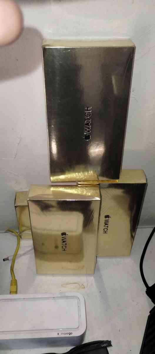 new Apple Ultra 2 Gold Edition smartwatch