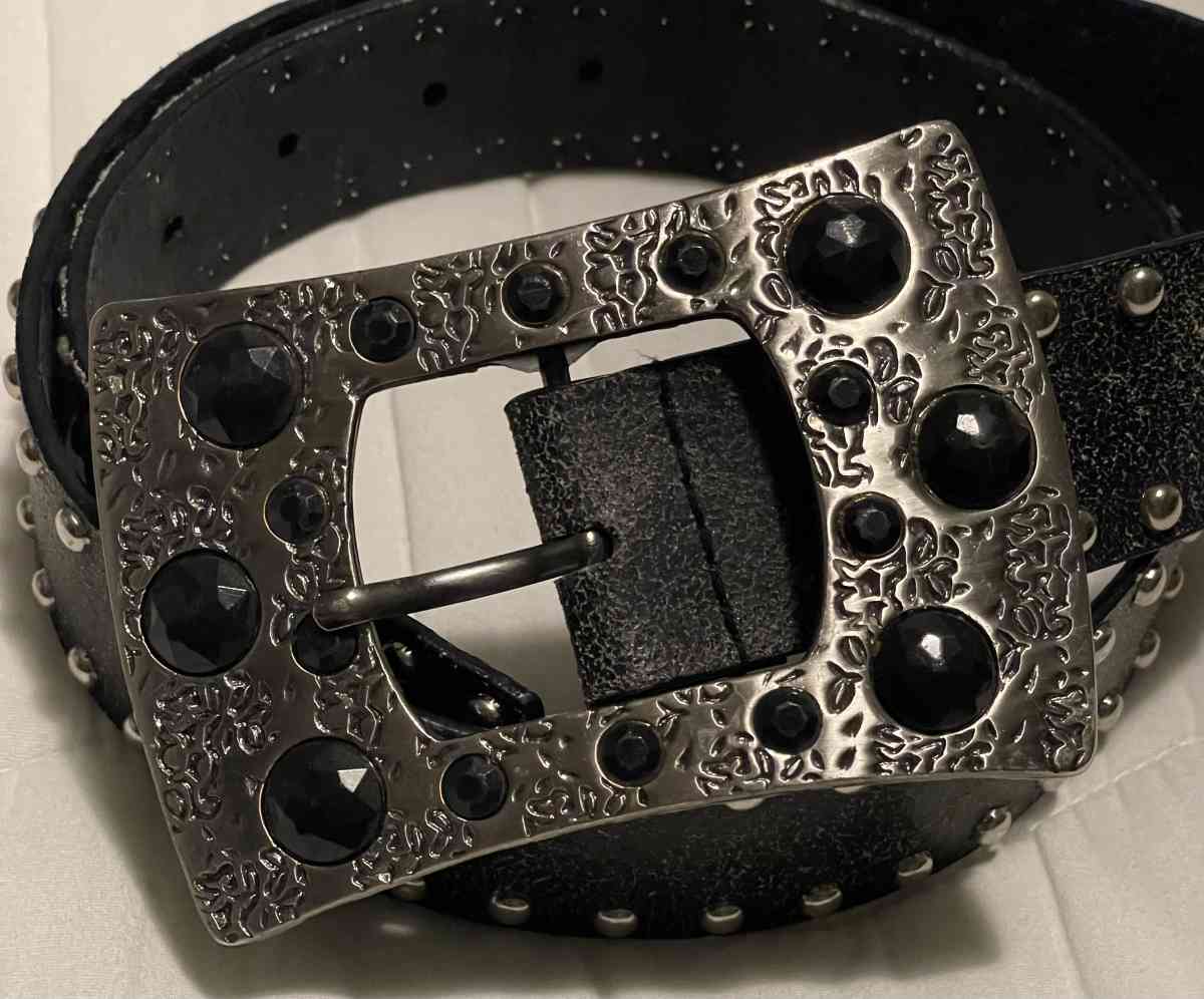 Buckle brand belt womens size small