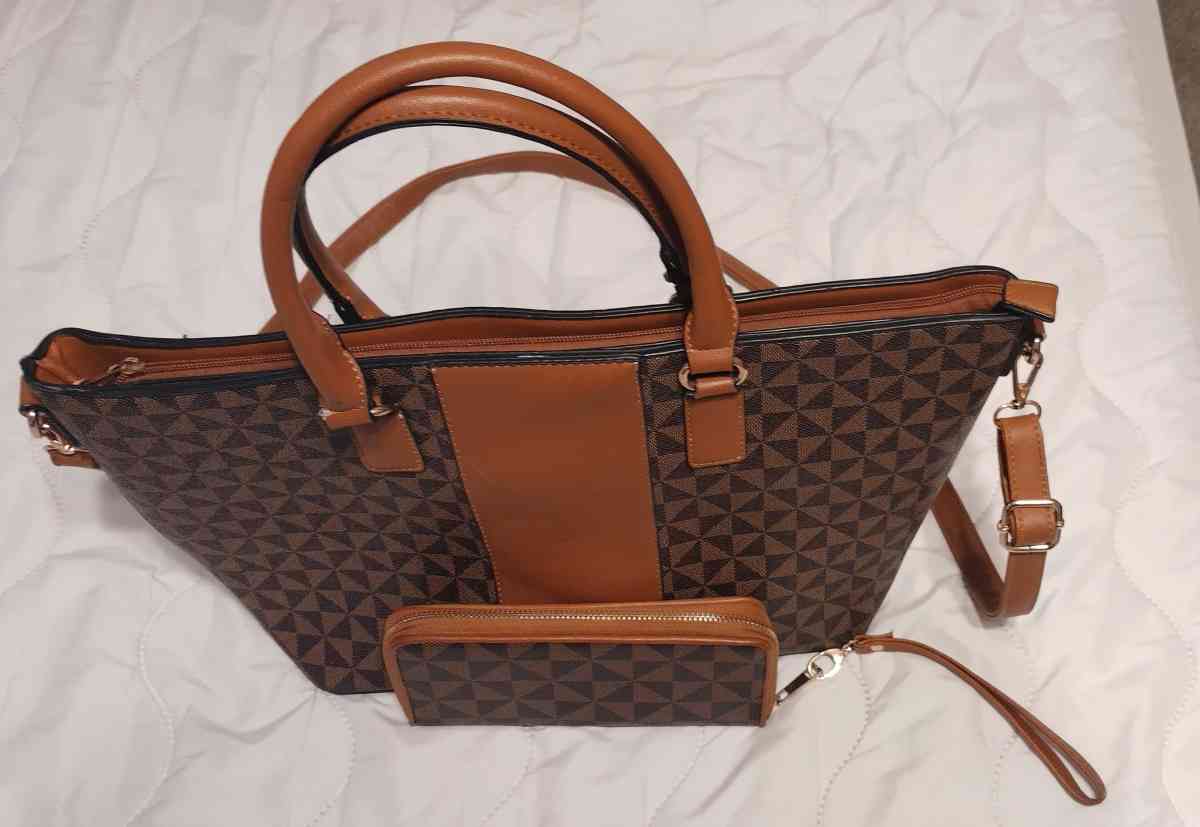 Polynesian tribal purse