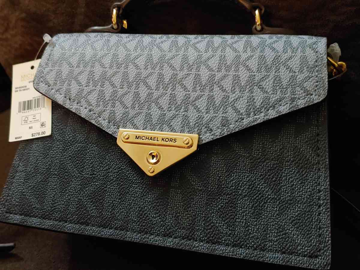 Michael kors purse