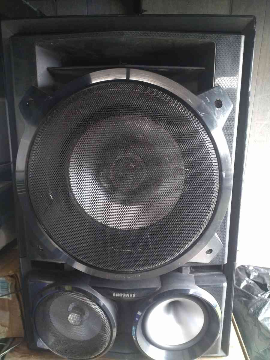 Samsung DJ Speakers