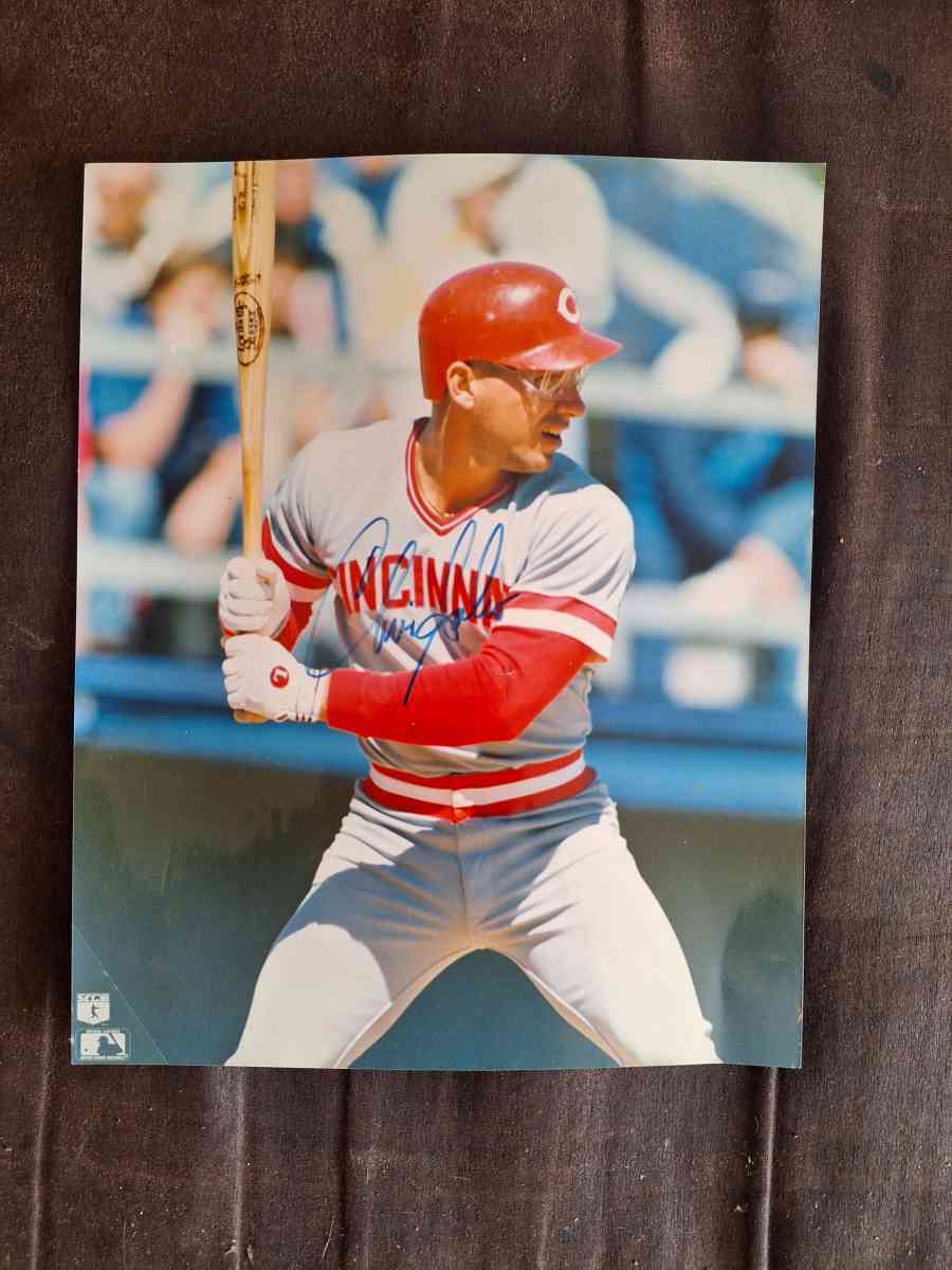 Chris Sabo autograph