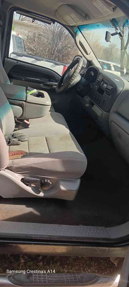 2005 Ford 350 XLT Super Dusty Power Stroke Turbo Disel V8