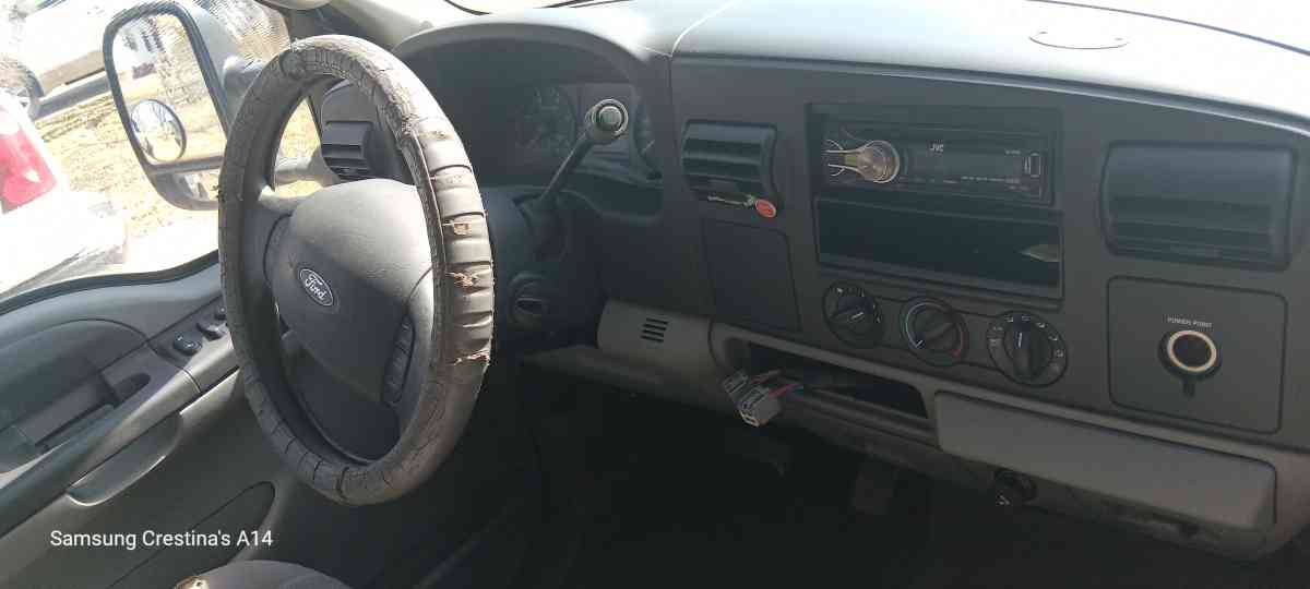 2005 Ford 350 XLT Super Dusty Power Stroke Turbo Disel V8