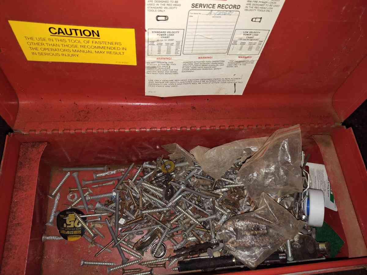 some tools and tow ropes