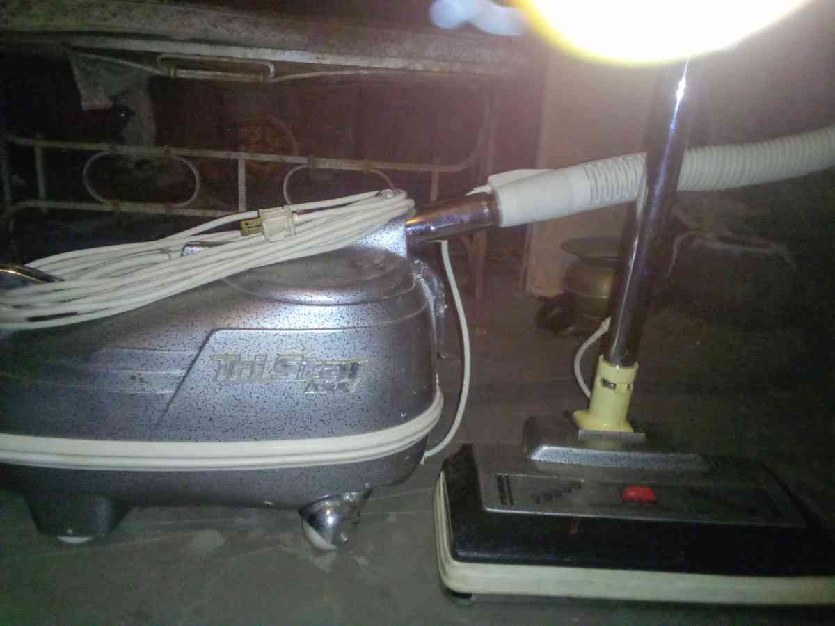 TriStar DXL vacuum from 70s