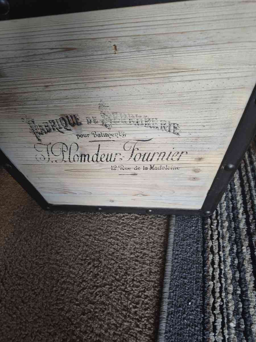 furniture box