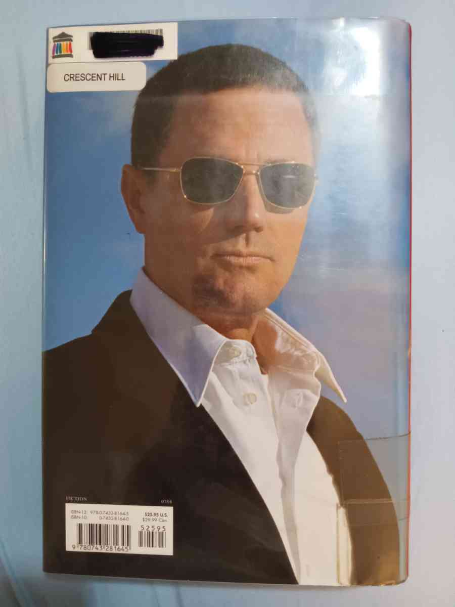 Book called Chasing Darkness by Robert  Crais