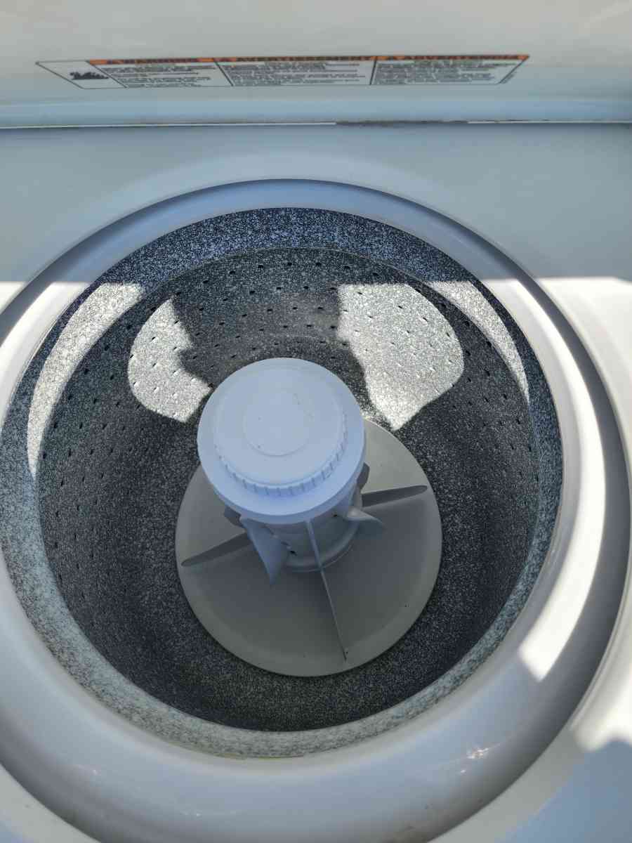 WHIRLPOOL STACKABLE GAS 24 INCH