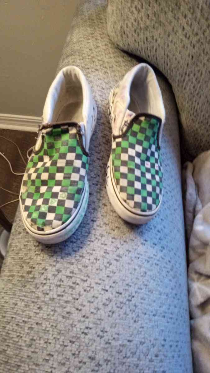 size 8 old school vans
