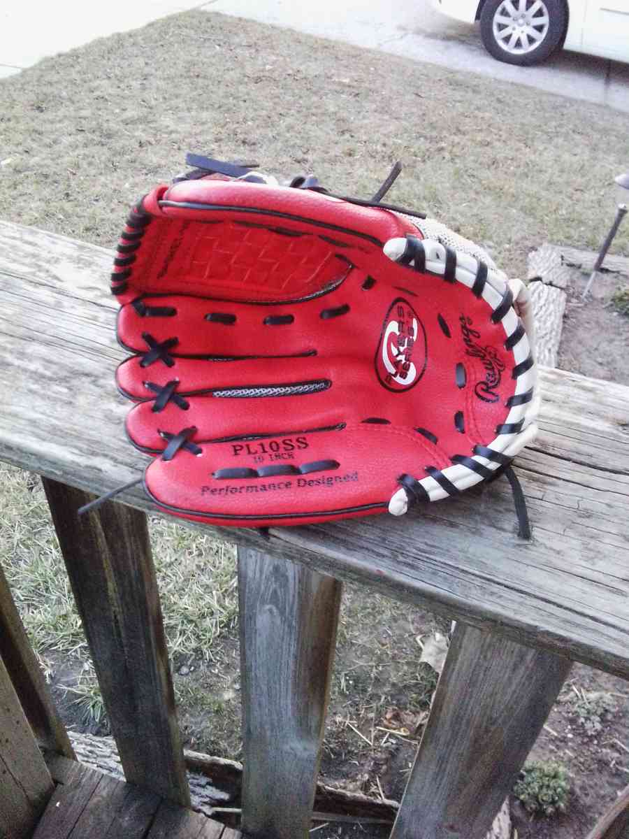 Boys Sz3 10 baseball glove Rawlings