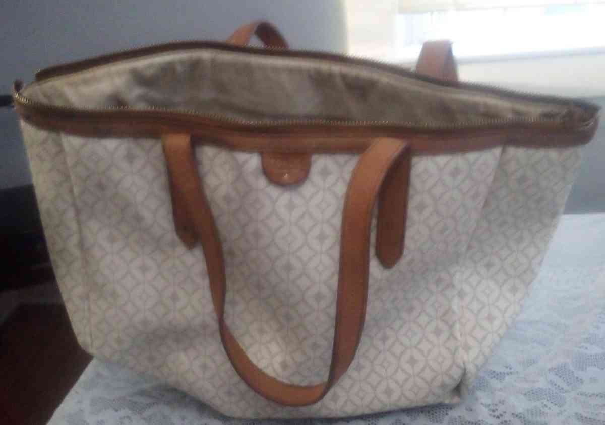 Fossil Sydney Bone Geometric Coated Canvas Leather Tote