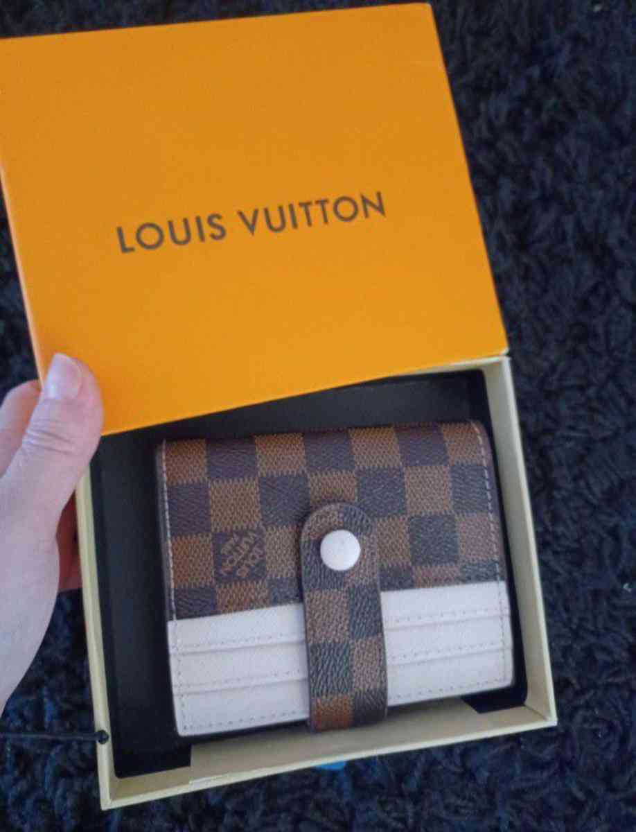 louis vuitton wallet