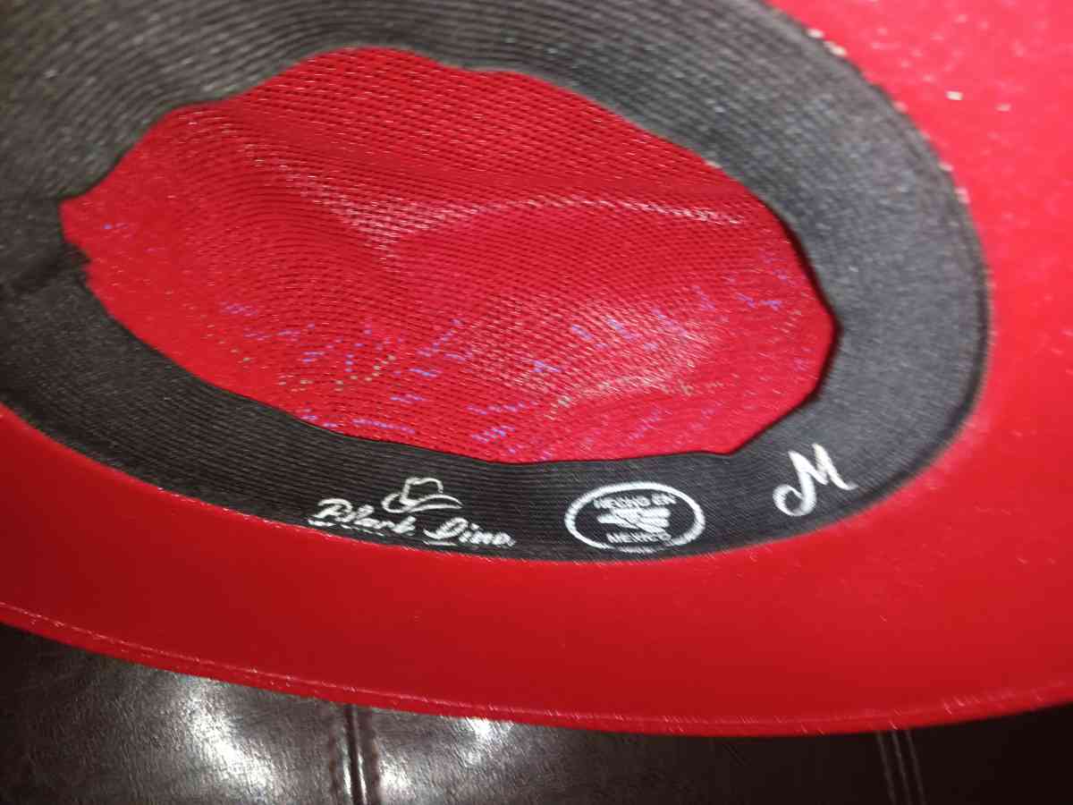 collectible fiesta hat must pick up