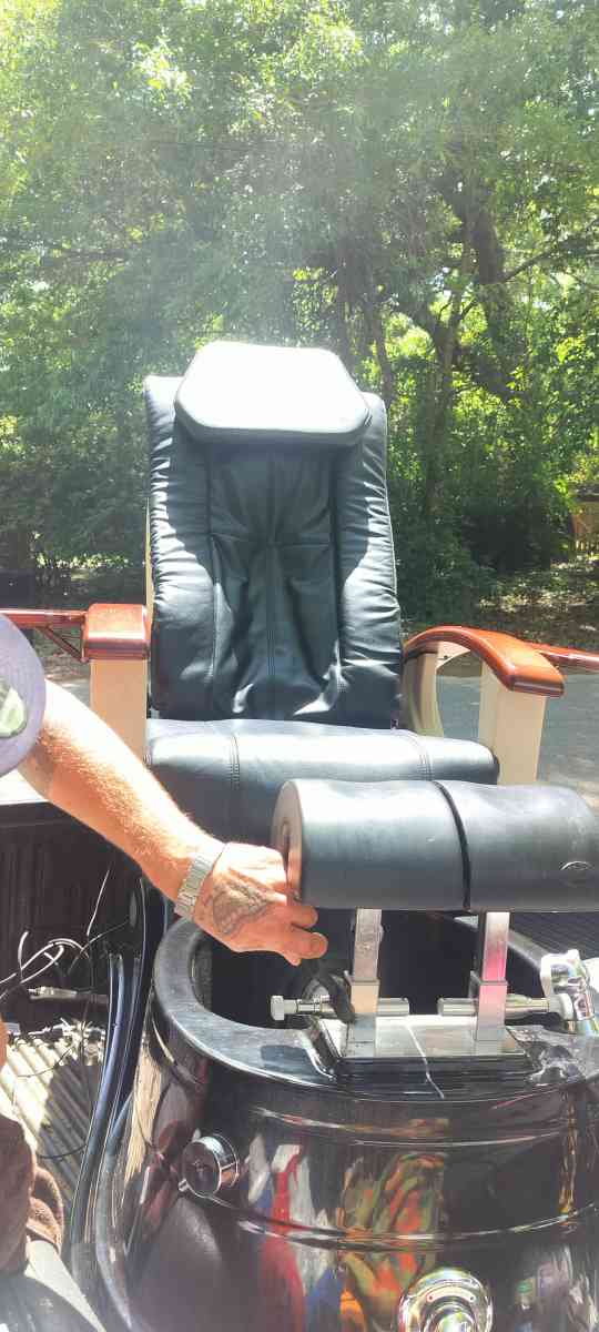 Pacific MX hypeless Petty Manny massaging spa