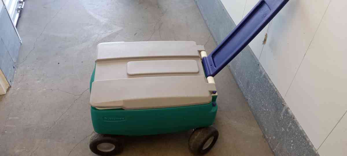 the 5 ice cooler from mini to familiary