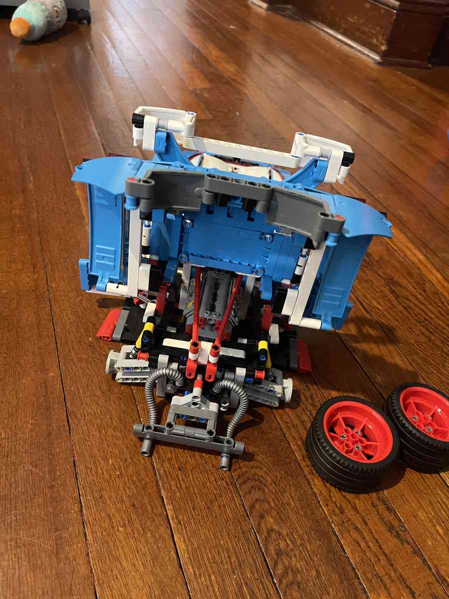 built Lego technic rally car 42077