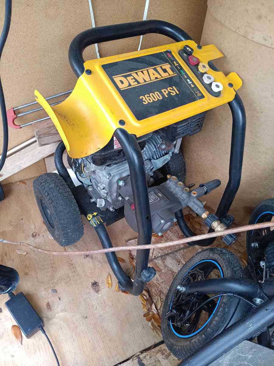 DeWalt 3600 psi