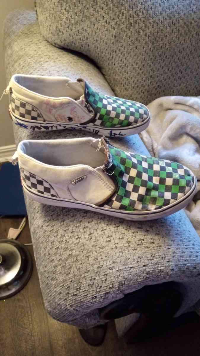 size 8 old school vans