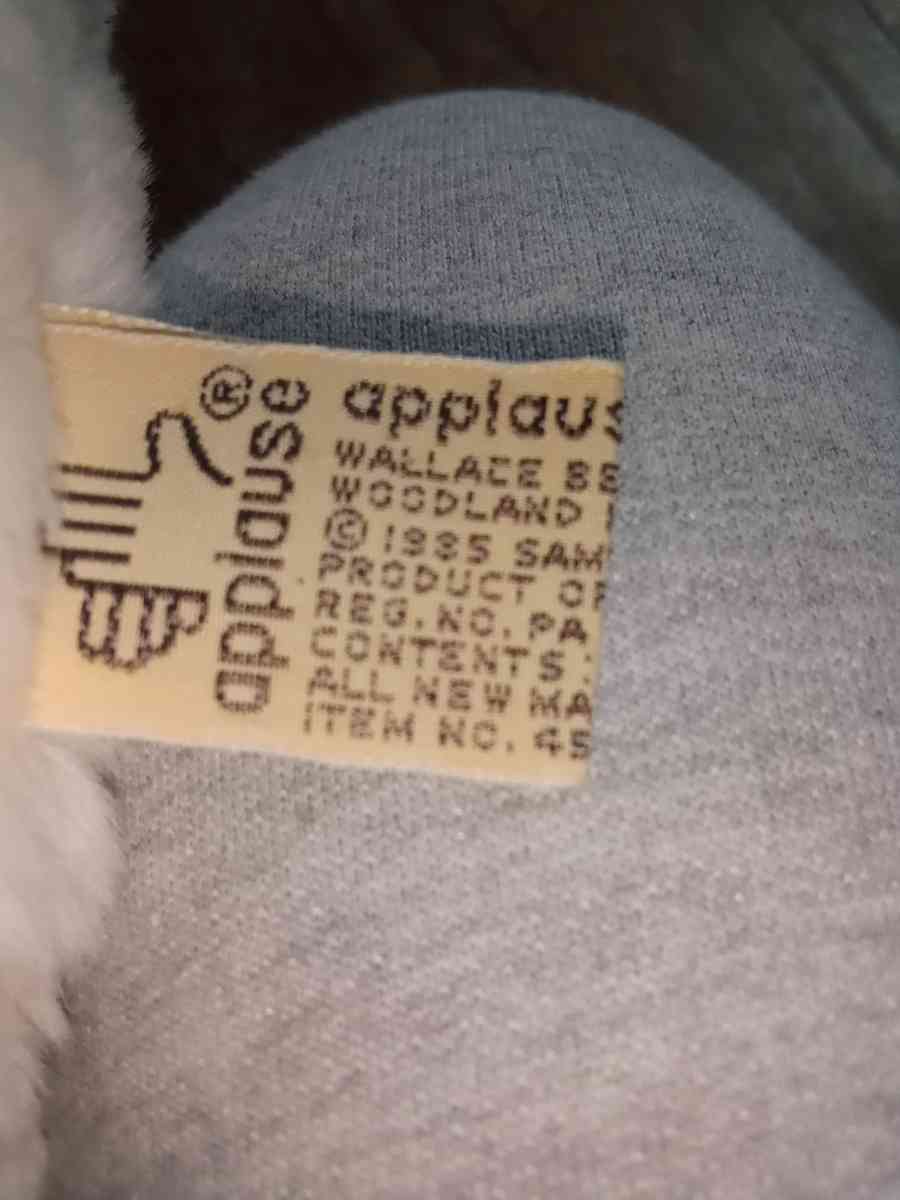 1935 Prescious moments rabbit