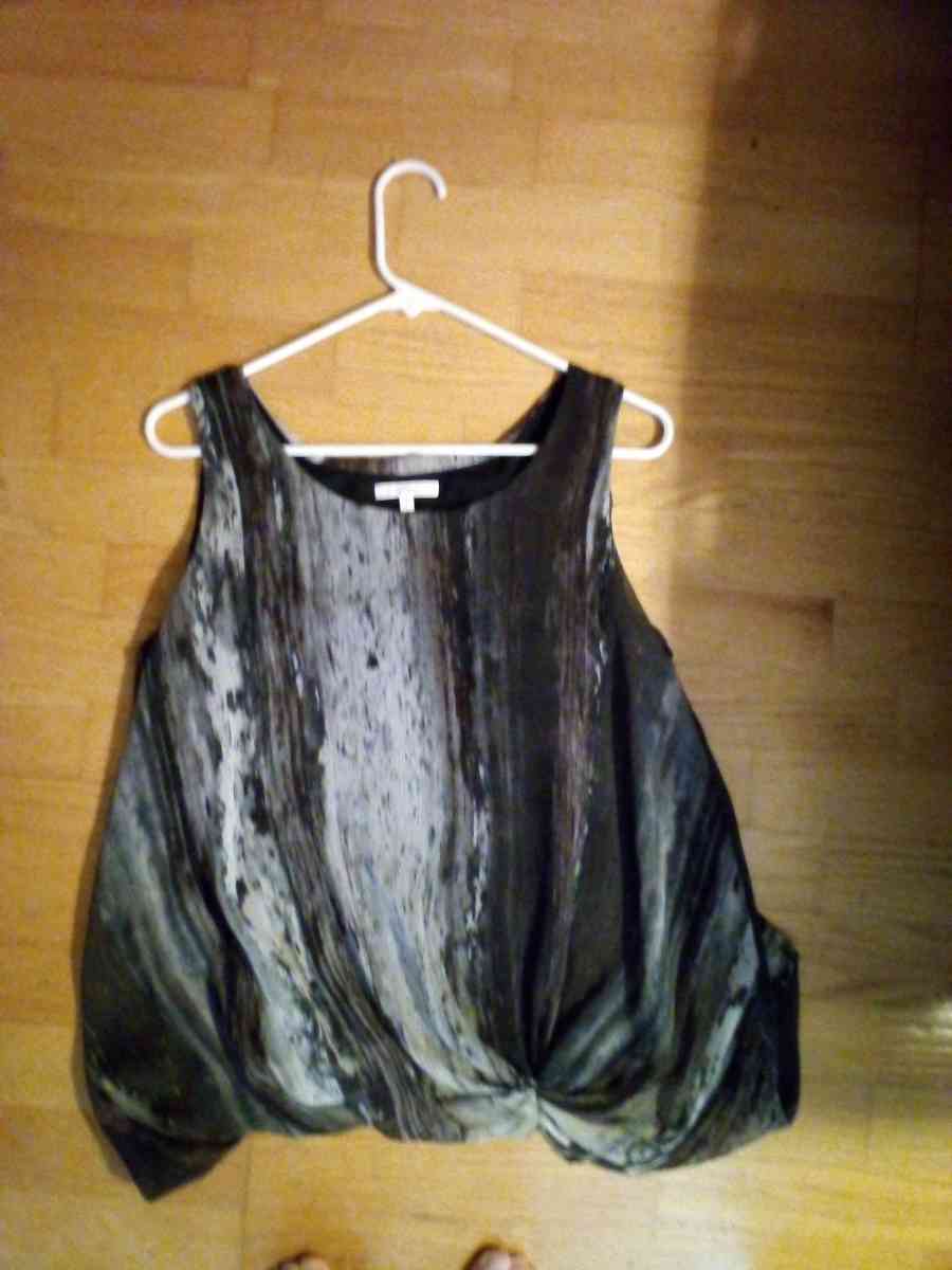 silky twenties modern top petite size small