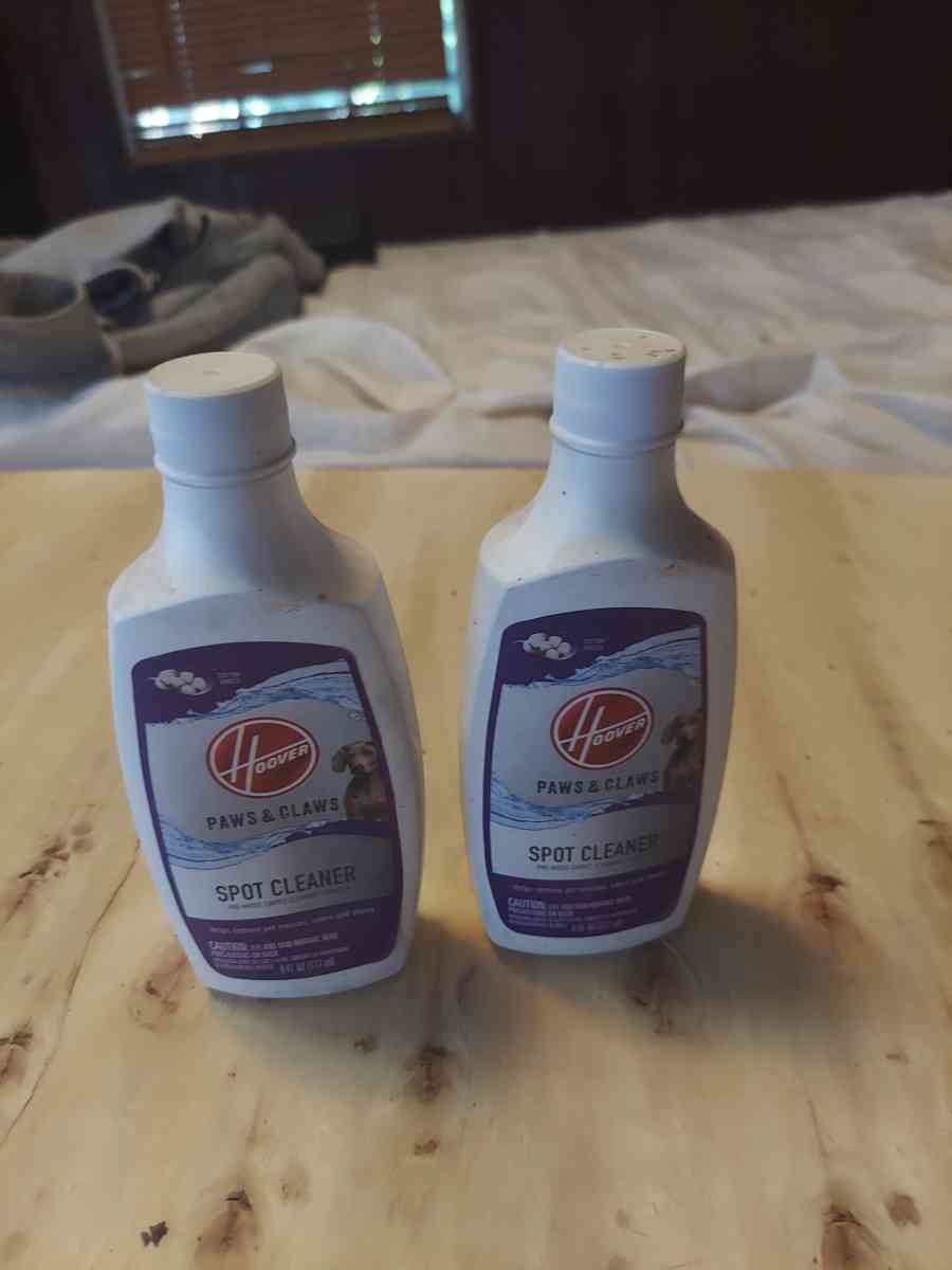 Im selling Hoover vacuum cleanerRogue cleaner Couches too