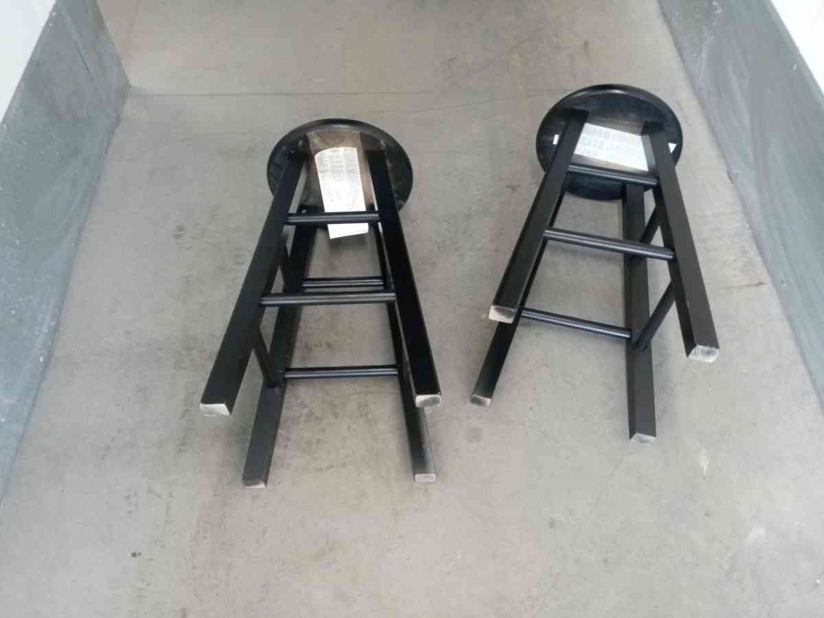 set of 2 wooden stools lKEA