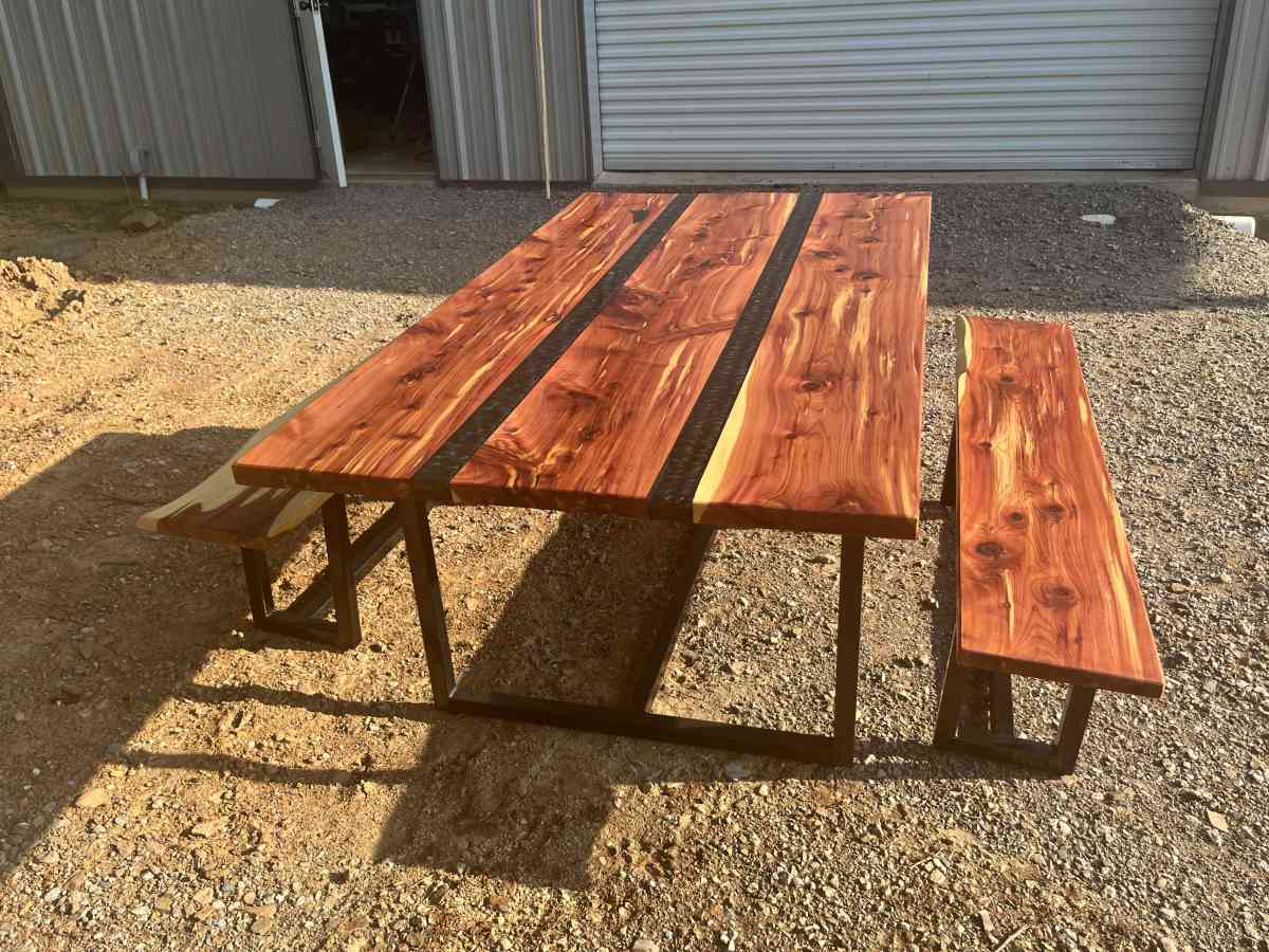 Cedar Dining Table